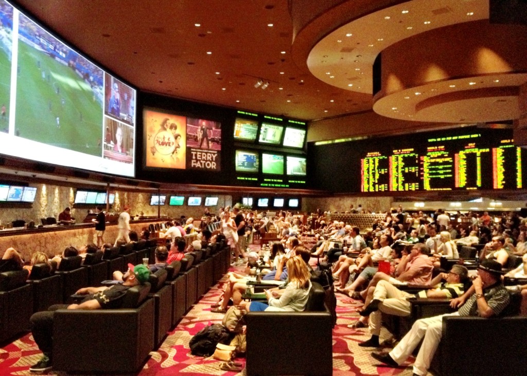 Mirage Sports Book - Great Screens & Great Atmosphere