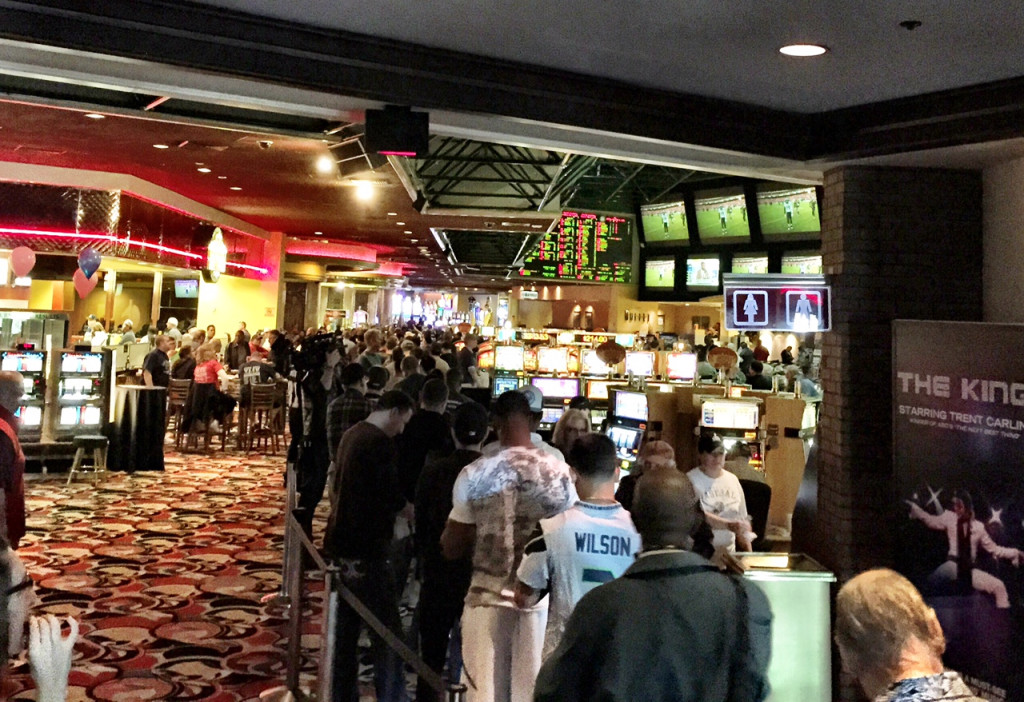 Westgate Super Book Line for Super Bowl Betting was Literally Out the Door
